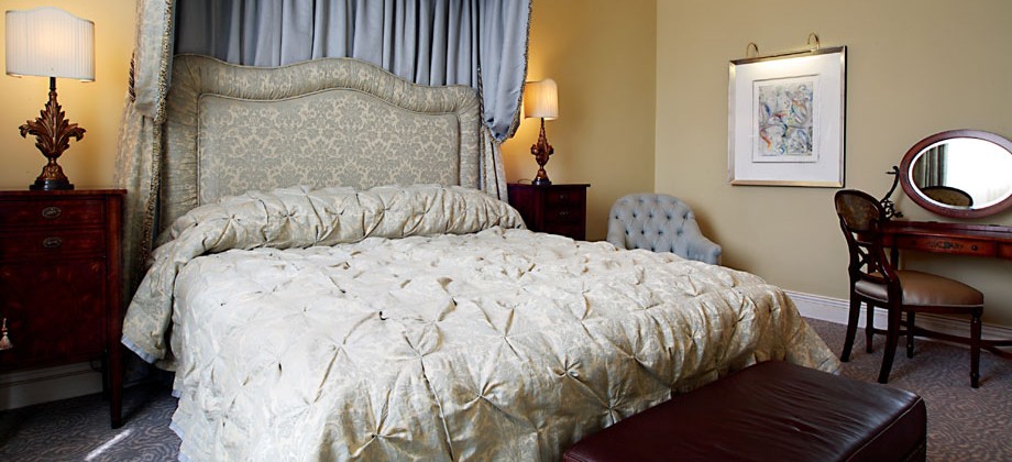 Monarch Hotel Accommodation